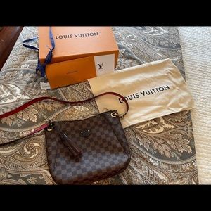 Louis Vuitton South Bank Besace Crossbody